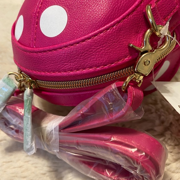 Betsy Johnson fuchsia shroomin mushroom cross body purse - Picture 4 of 6